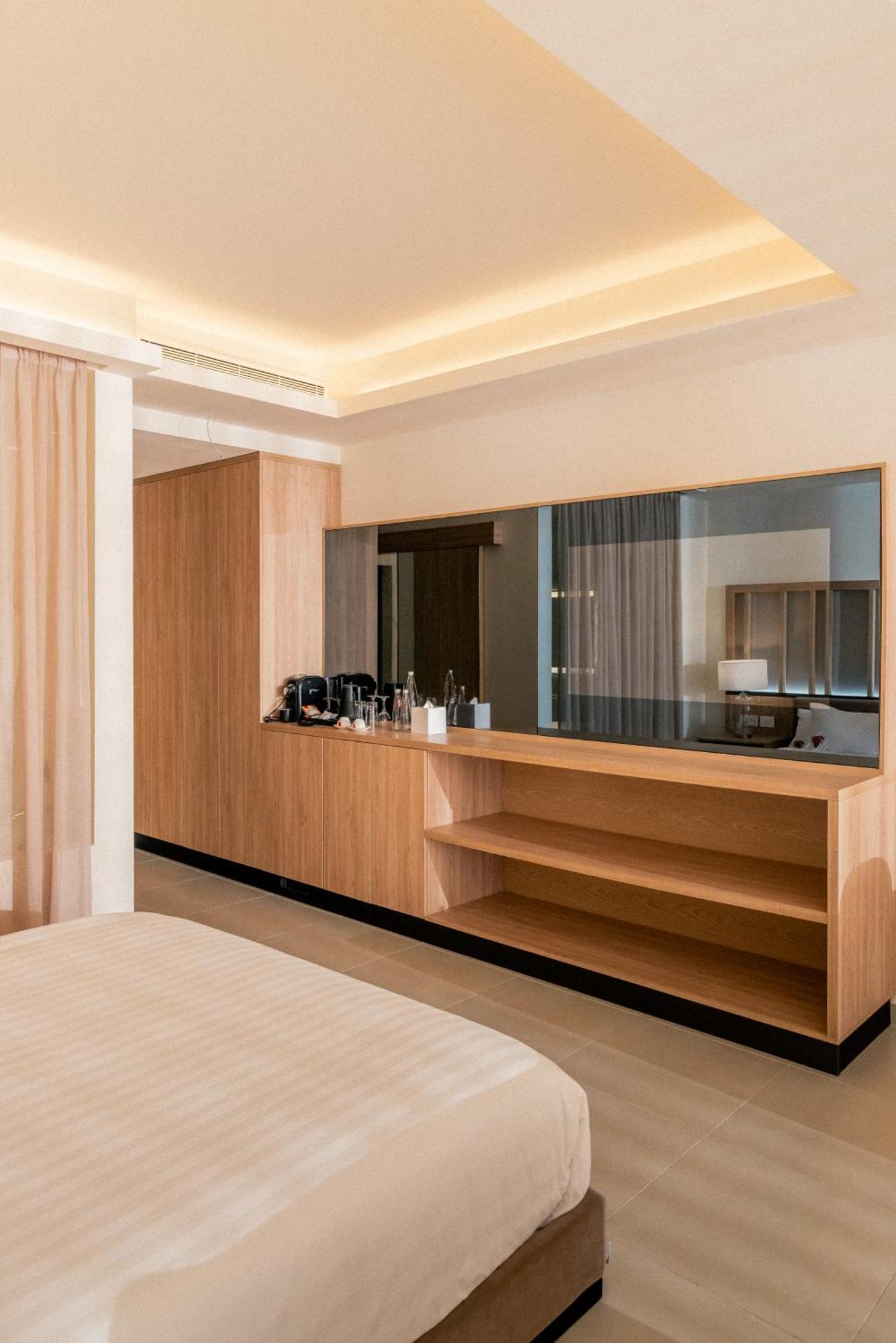 Hotel Saint Georges Beirut Al Marfa' 외부 사진