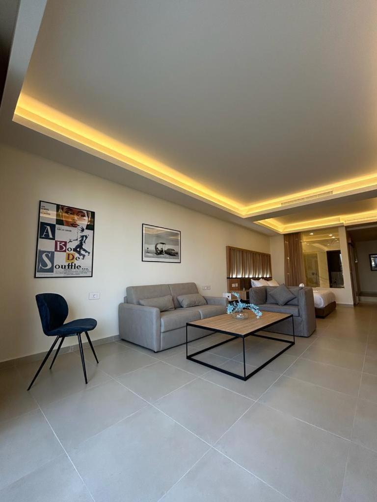Hotel Saint Georges Beirut Al Marfa' 외부 사진